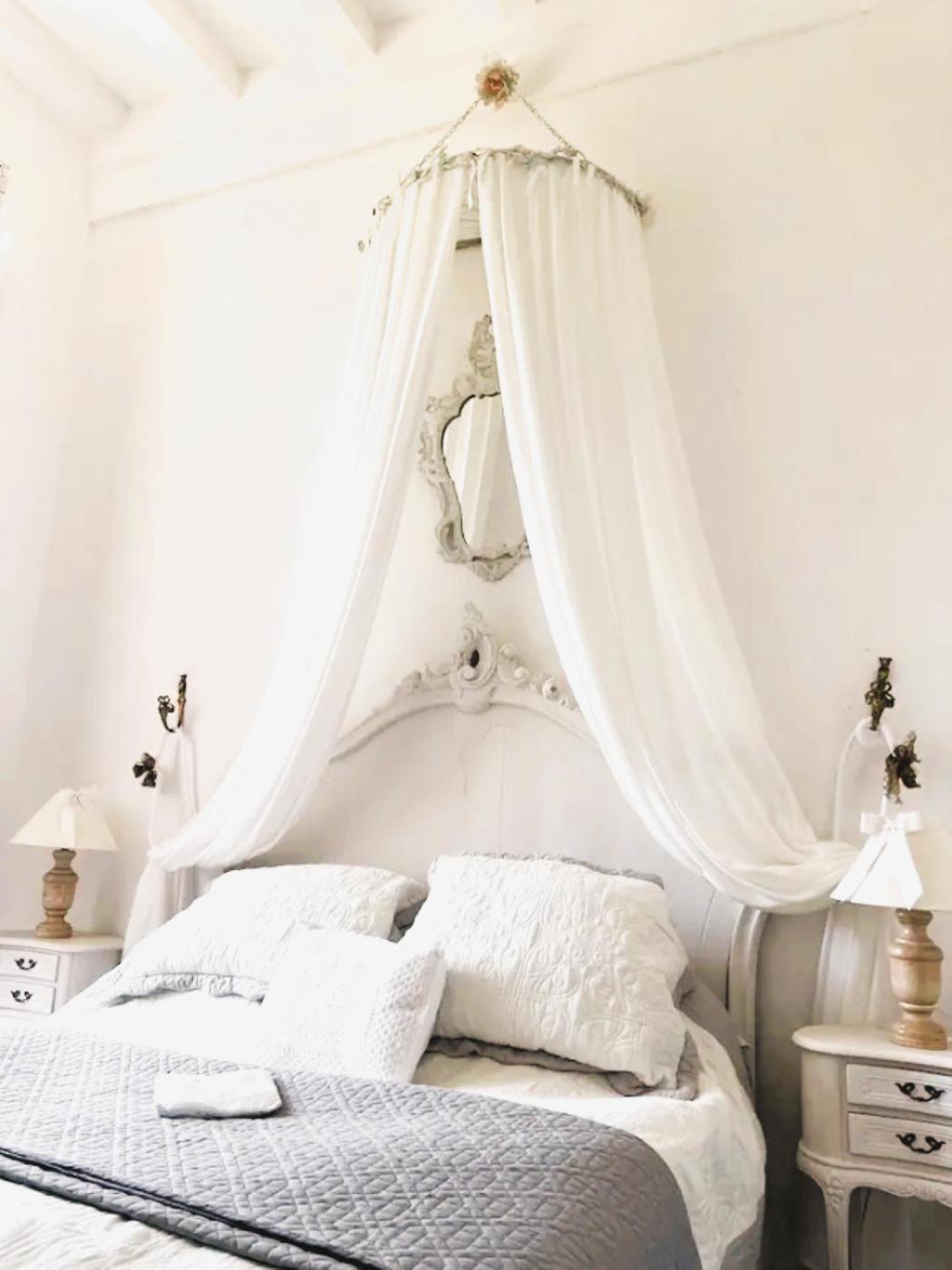 Appartement Spacieux Avec Deux Chambres Au Chateau Valence  Esterno foto