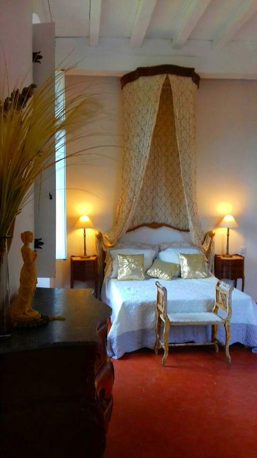 Appartement Spacieux Avec Deux Chambres Au Chateau Valence  Esterno foto